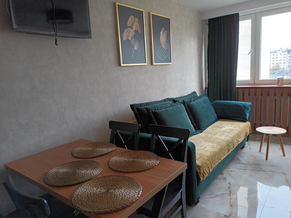Green Apartament W Centrum วอร์ซอ ภายนอก รูปภาพ