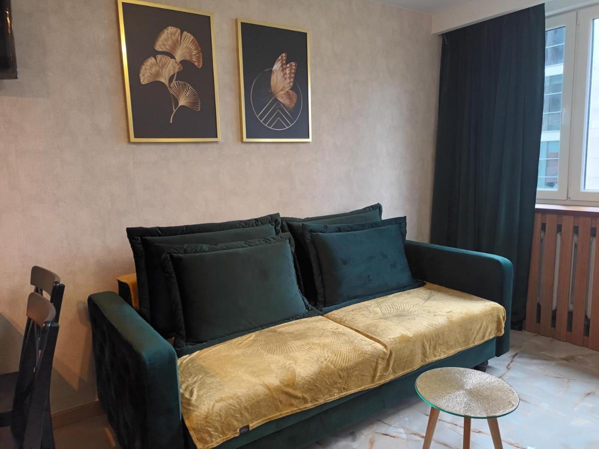 Green Apartament W Centrum วอร์ซอ ภายนอก รูปภาพ